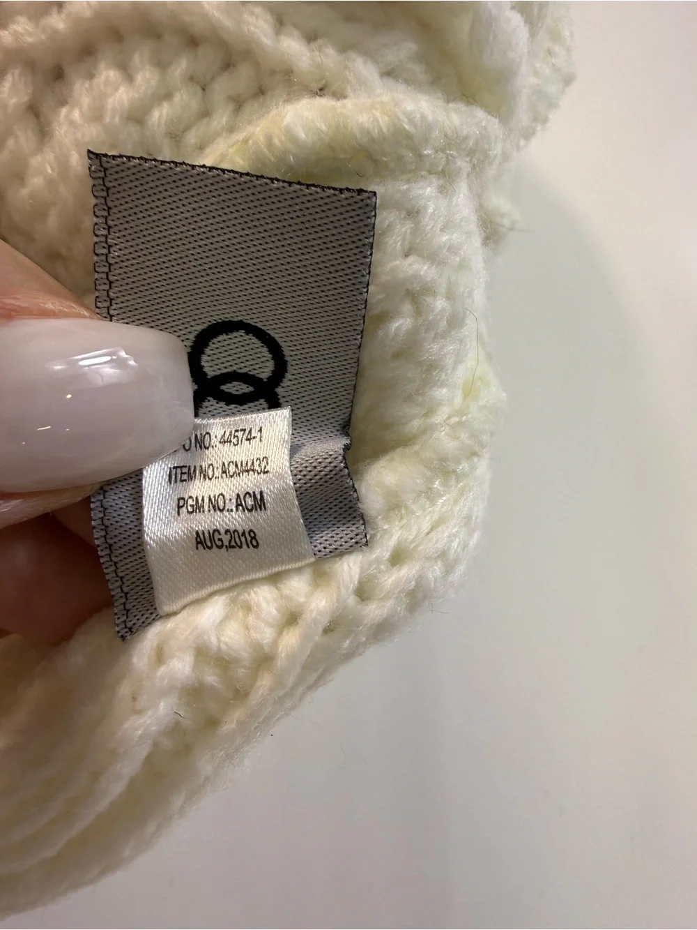 Audi Women's Red and Cream Cable Knit Pom Beanie NWOT